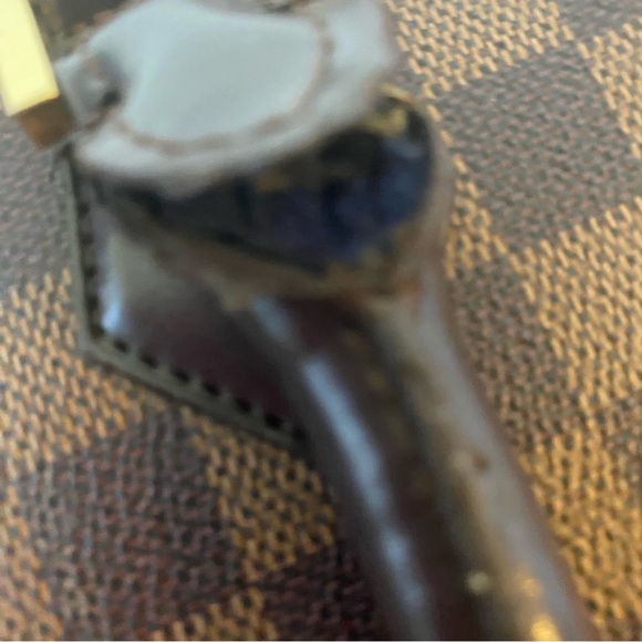 Louis Vuitton Damier Ebene Canvas Alma PM Handbag With Top Zip Metal Hardware. - Picture 11 of 16